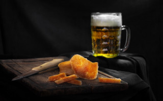 Wooden cutting board food beer - cutting free wallpaper