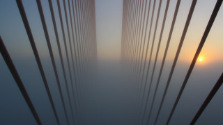 Foggy sunrise golden gate bridge - golden free wallpaper for desktop