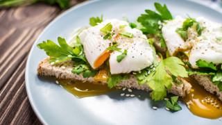 Plate bread sauce table napkin - professional food photography free wallpaper