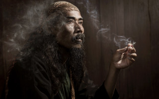 Man long hair beard smoking - basuki abdullah free wallpaper