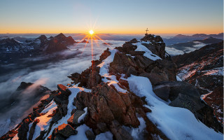 Mountain sunset clouds figure planet - sunrise free wallpaper for desktop