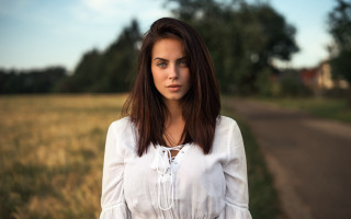 Woman field road trees bokeh - a field of grass free wallpaper for desktop