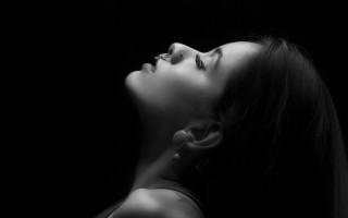 Woman closed eyes profile blackwhite - photo free wallpaper
