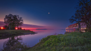 Docked boat lake moon night - the shore of a lake free wallpaper for desktop