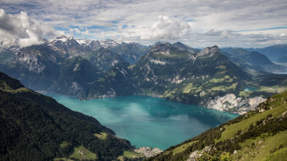 Lake mountains clouds sky forest - a view of a lake free wallpaper