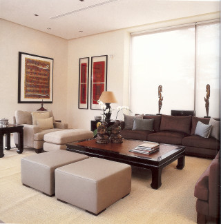 Living room couch ottoman table - dull free wallpaper