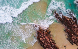 Beach waves rockycliff aerial australiantonalism - adrian zingg free wallpaper for desktop