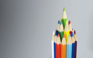 Colored pencils clock gradient background - a clock in the background free wallpaper