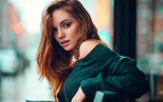 Red haired woman portrait cosplay - a chair free wallpaper