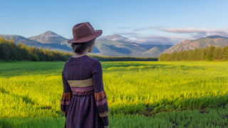 Woman hat field mountains clouds - a woman in a hat free wallpaper for desktop