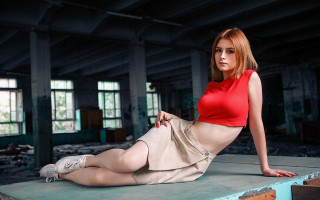 Woman red top tan skirt - skirt free wallpaper for desktop