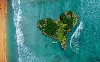 Heart rock ocean boat beach - aerial view free wallpaper for desktop