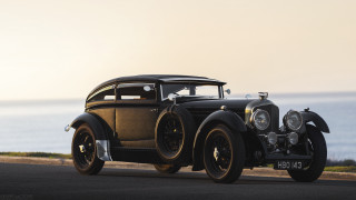 Old model car ocean road - an old model car free wallpaper for desktop