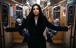 Woman longhair subway outstretched elina - free vintage wallpaper