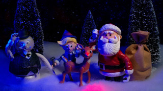 Christmas figurines snow trees red - ambient lighting free wallpaper for desktop