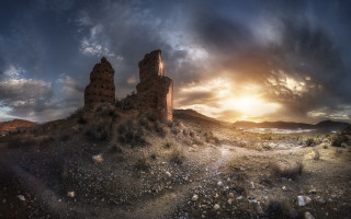 Desert castle sunset clouds matte - a desert landscape free wallpaper for desktop