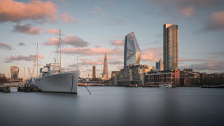 Boat city skyline sunset tower - tall building free wallpaper