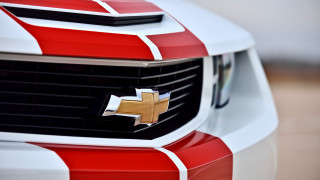 Chevrolet front grill red white - sharp high detail free wallpaper