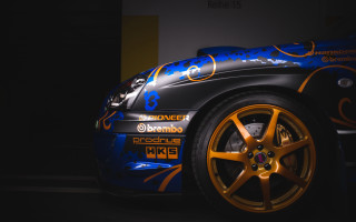 Car blue orange garage yellow - paint job free wallpaper