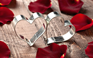 Silver hearts couple wooden table - a couple free wallpaper