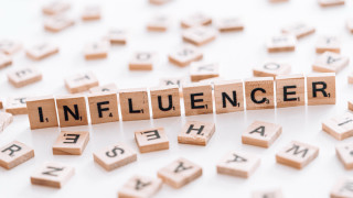 Influencer scrabble letters white surface - a word free wallpaper