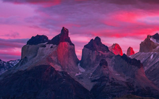 Mountains pink sky clouds dusk - a pink sky in the foreground free wallpaper