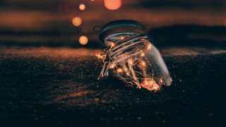 Glass jar lights bokeh city - a glass jar free wallpaper