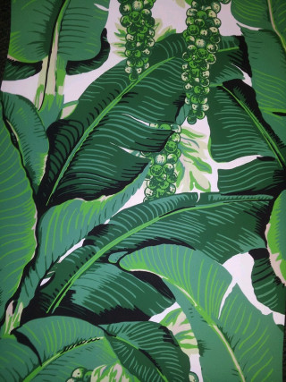 Green white wallpaper leaves flowers - the top of the wall free wallpaper