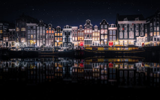 City night river lit buildings - the building free wallpaper for desktop