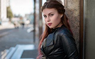 Woman longhair wall blackjacket redlipstick - long hair leaning against a wall free wallpaper