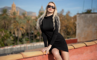 Blonde woman sunglasses wall crossed - neoclassicism free wallpaper