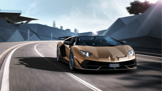 Gold sports car road sky - realistic free wallpaper for desktop