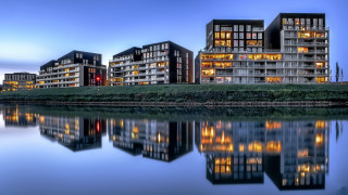 City lake night reflection urban - a city free wallpaper for desktop