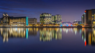 City skyline lake night reflections 2 - free city wallpaper