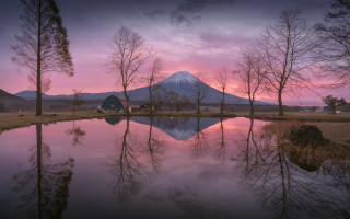 Mountain reflection pond sunset pink - a pond free wallpaper