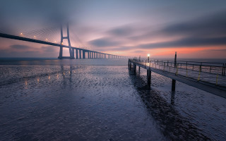 Bridge water light night fog - almada negreiro free wallpaper