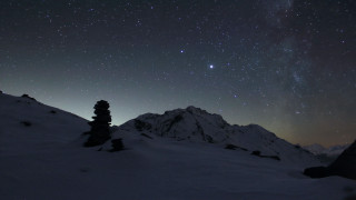 Mountain starry sky clouds aurora - a few star above free wallpaper