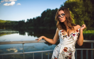 Bridge lake romantic dress outstretched - fashion photography free wallpaper