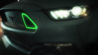 Ai mitsu car green light - a close up of a car free wallpaper