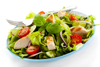 Salad with chicken fresh healthy - tomato free wallpaper