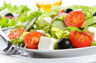 Salad tomatoes cucumbers olives feta - tomato free wallpaper