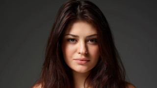 Elina karimova longhair blacktop portrait - style free wallpaper for desktop