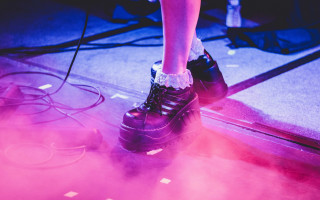 Arabella rankin stage mic shoes - grunge aesthetic free wallpaper