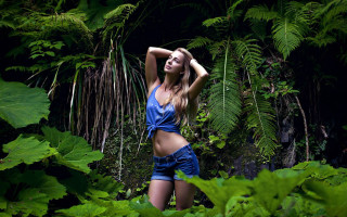 Woman blue top forest ferns - claire falkenstein free wallpaper