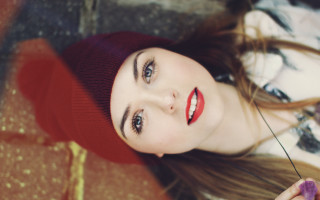 Woman longhair redhat toothbrush photorealistic 2 - perfect facial symmetry free wallpaper for desktop