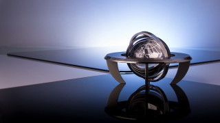 Clock black table blue wall - a blue wall free wallpaper for desktop