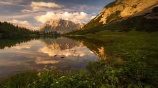 Mountain reflection lake dusk clouds - a lake free wallpaper
