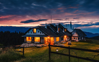 House fence gate night sunset - evening free wallpaper for desktop