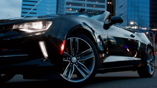 Black car tall building city - its light free wallpaper for desktop