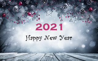 Wooden table christmas tree newyear - iso 200 free wallpaper